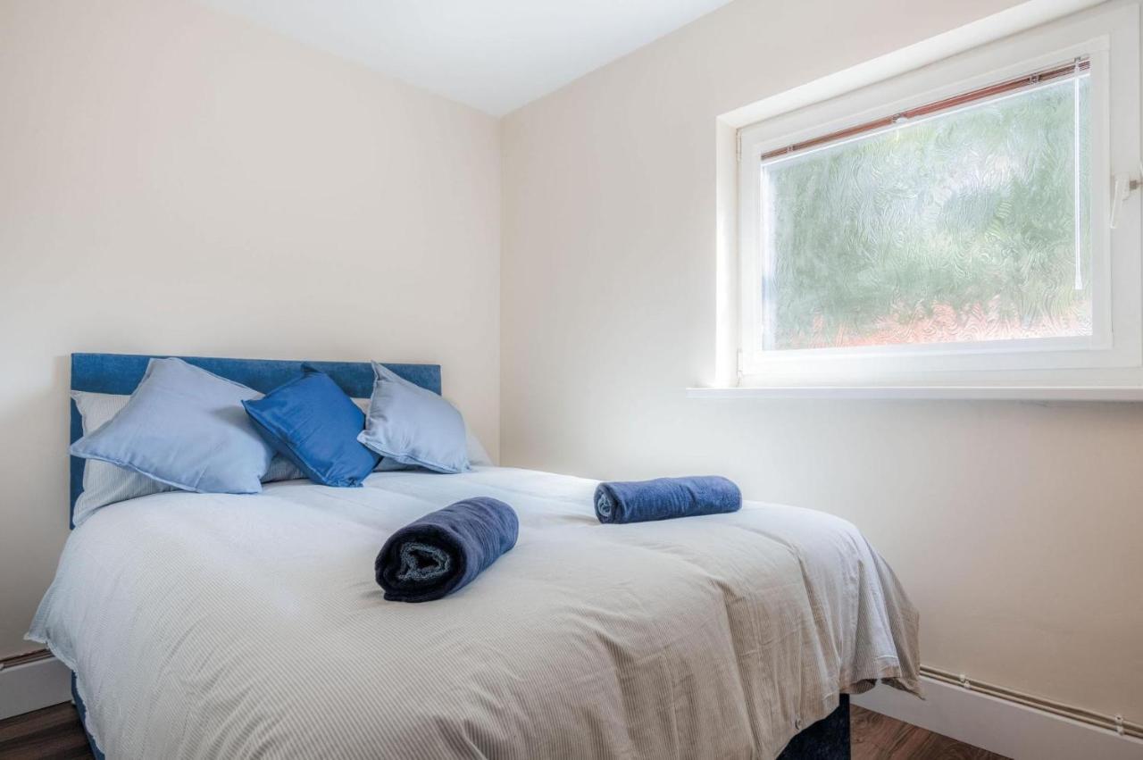 Croft Court - 1 Bedroom Apartment - テンビー エクステリア 写真